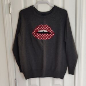 Torrid Charcoal Sweater with Red Lips Motif Size 1